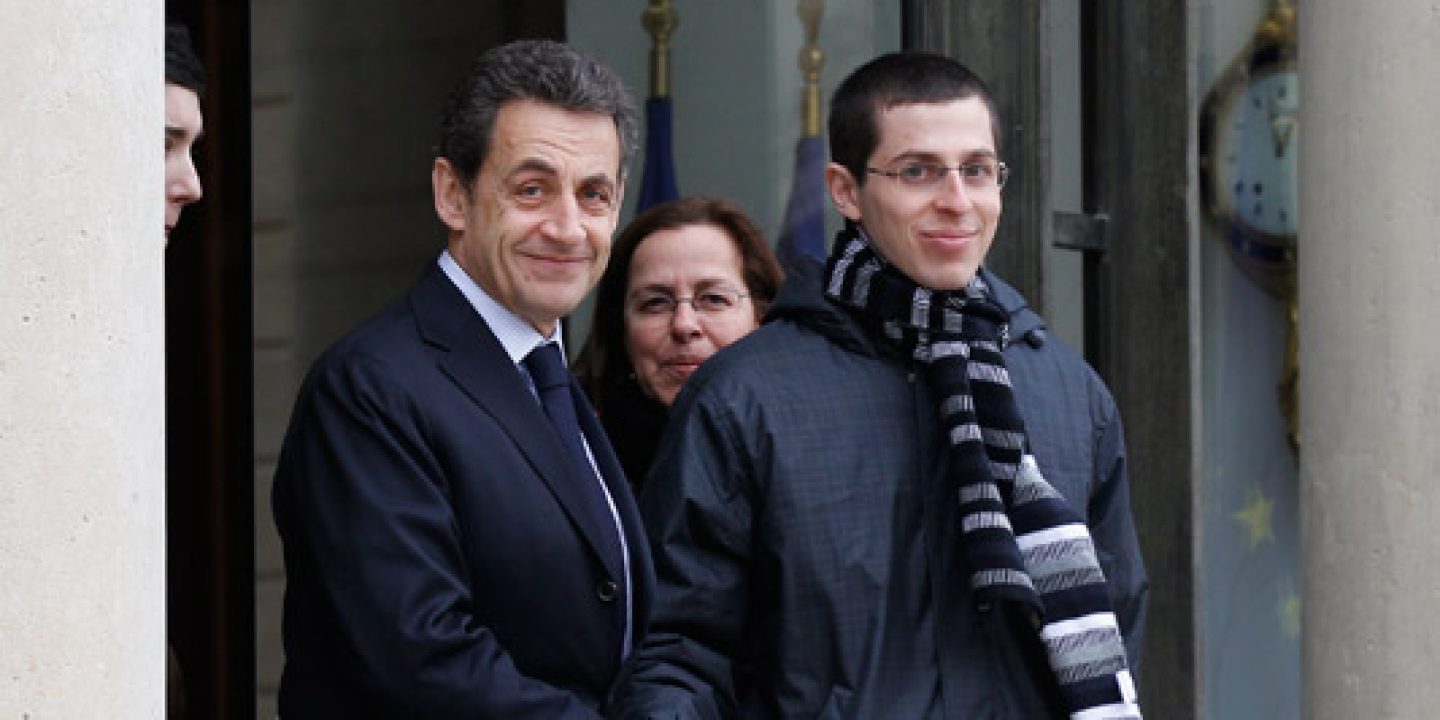 Gilad Schalit im ÉlyséePalast Jüdische Allgemeine