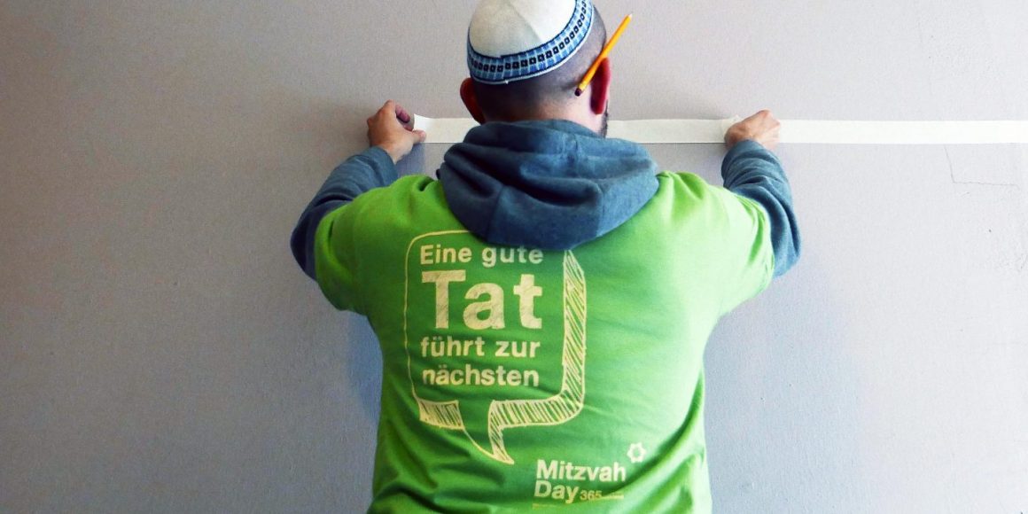 Teilnehmer des Mitzvah Day 2016 in Berlin