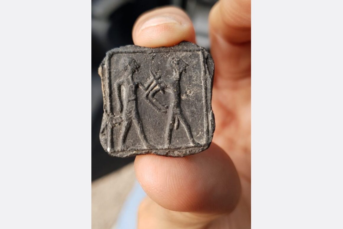 Sechsjähriger findet 3500 Jahre alte Tontafel Jüdische Allgemeine