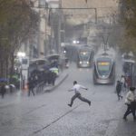 Nasse Füße garantiert: Regen in Jerusalem
