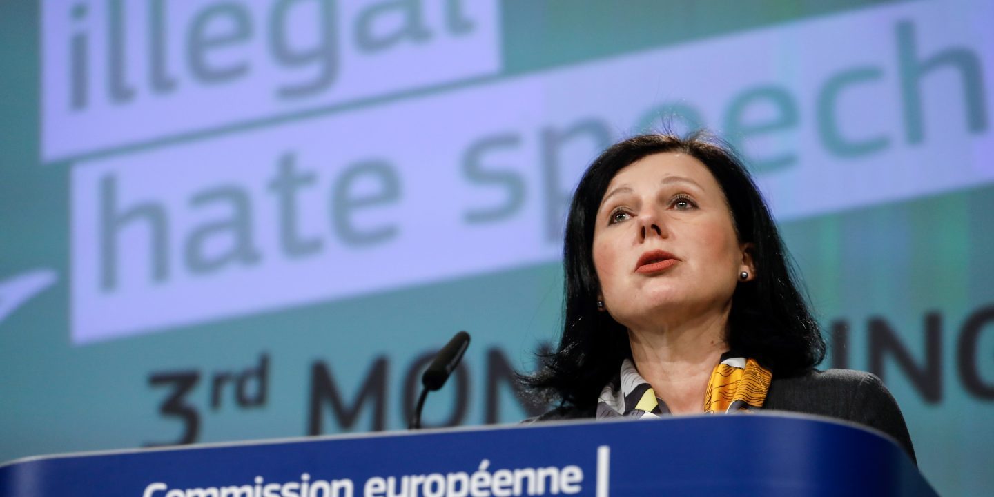 Privatsphäre In Gefahr? Internes Protokoll: Eu Juristen Kritisieren Scharf Dänemarks Chatkontrolle Pläne. - ezdh0y5