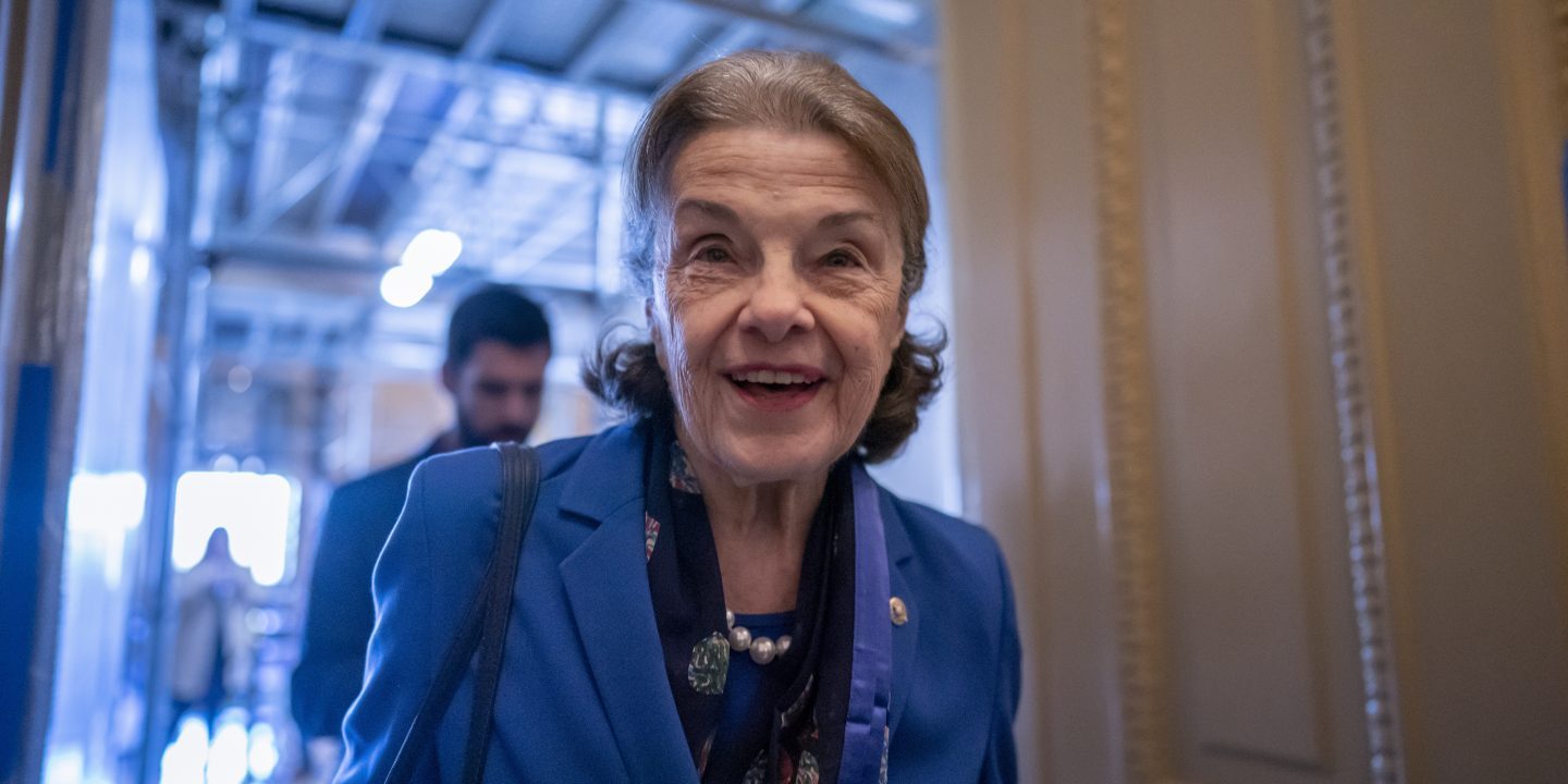 DemokratenUrgestein Dianne Feinstein will 2024 aufhören Jüdische