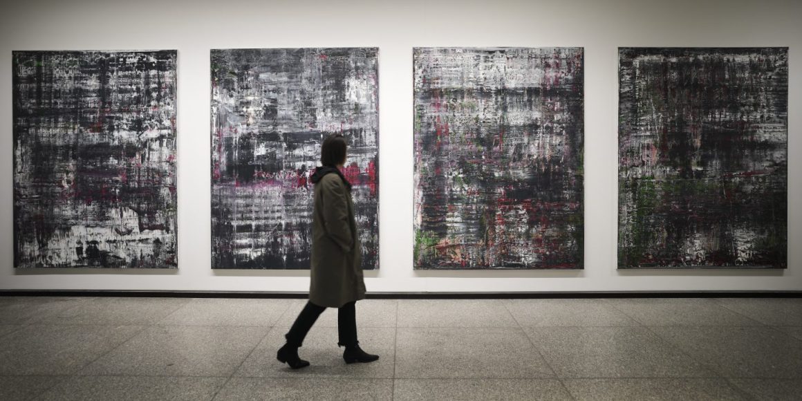 Gerhard Richter - Figure 1