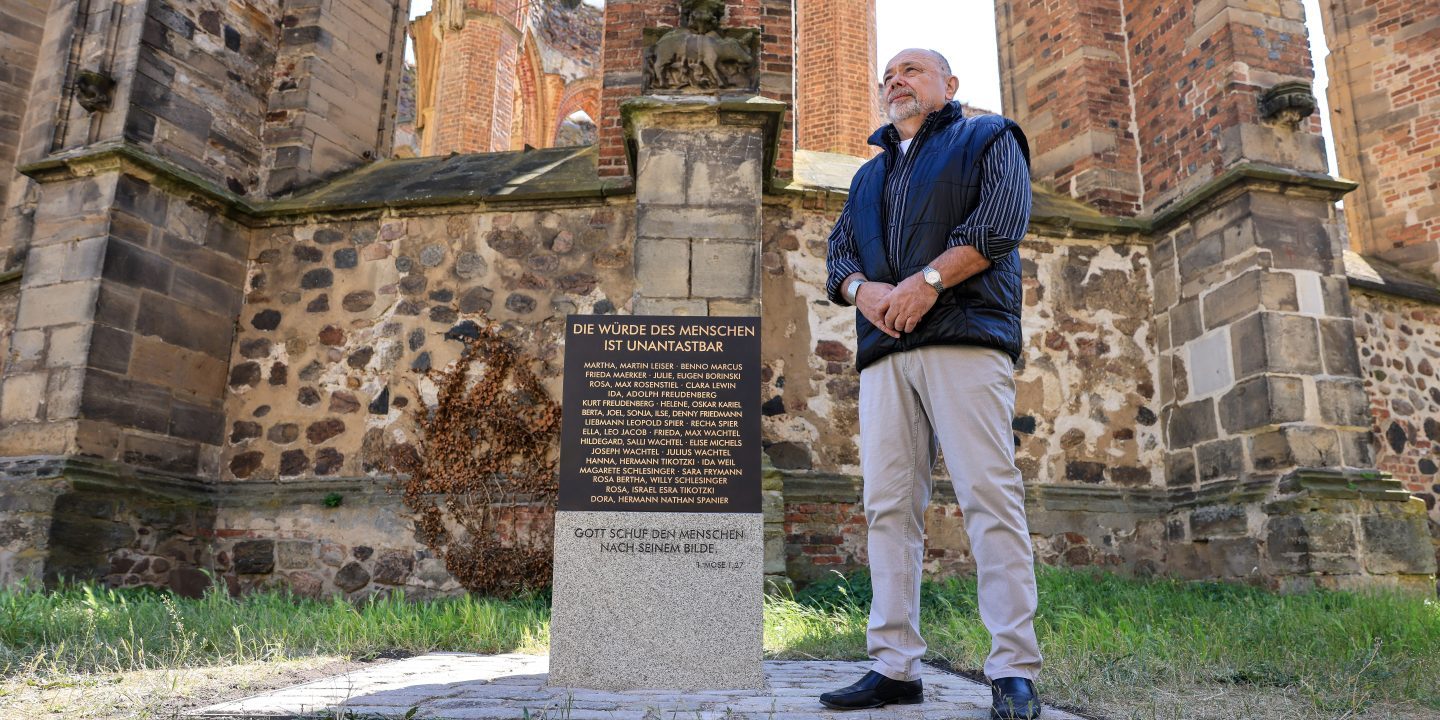 Gegendenkmal zur «Judensau» enthüllt Jüdische Allgemeine