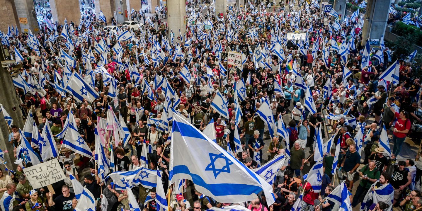 Italien Brennt: Zehntausende Protestieren Gegen Israels Vorgehen – Krawalle In Mailand - 9unuhla