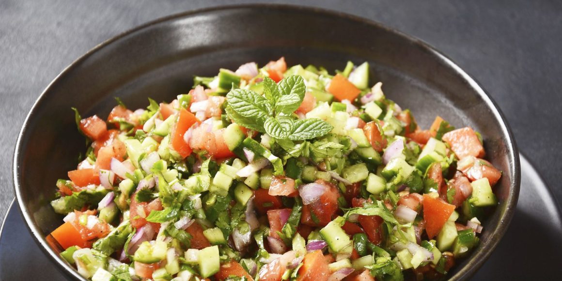 Israelischer Salat | Jüdische Allgemeine