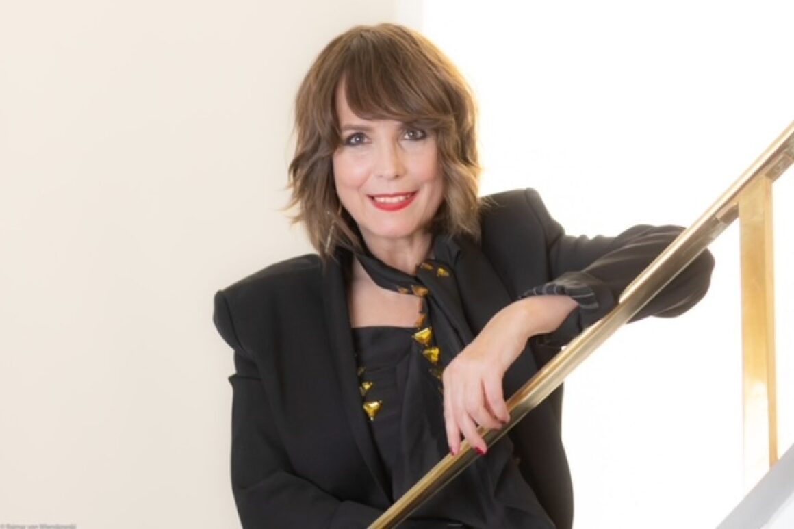 "Es ist kein Einzelfall, dass jungen Frauen die Kette mit dem Davidstern vom Hals gerissen wird": Ute Cohen