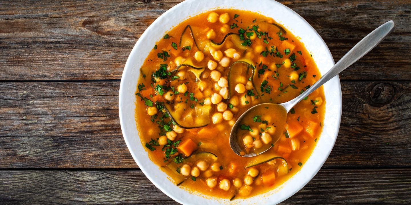 Gemüsesuppe mit Kichererbsen | Jüdische Allgemeine