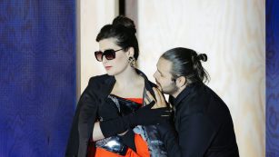Donna Anna (Adela Zaharia) und Don Ottavio (Agustín Gómez) in »Don Giovanni/Requiem«