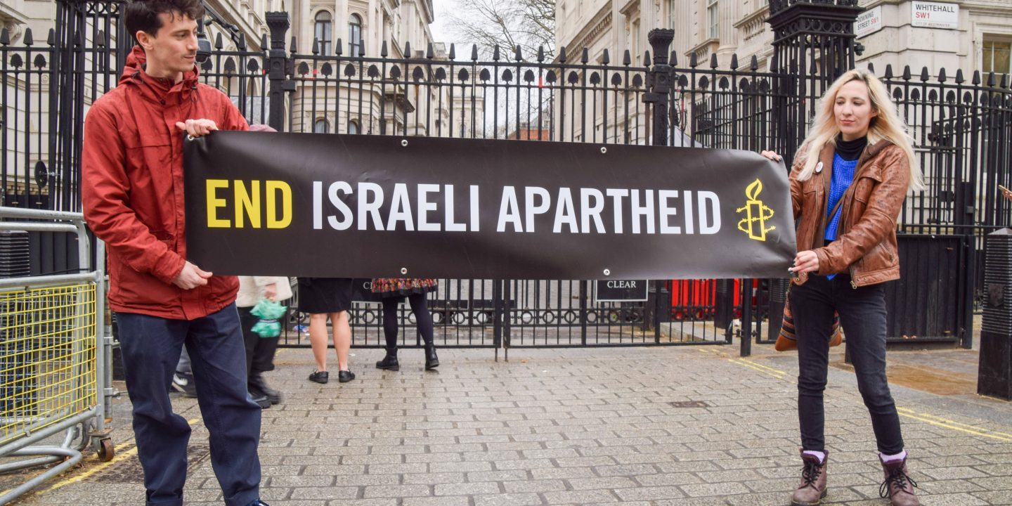 Immer schriller: Amnesty zeigt erneut mit dem Finger Israel