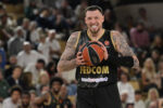 Daniel Theis im März 2026 bei einem EuroLeague-Spiel seines Ex-Klubs Monaco