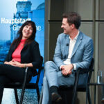 Machtgedanke zu verlockend? SPD-Spitzenkandidat Steffen Krach (r.) und Elif Eralp von der Linkspartei bei einer Podiumsdiskussion vor der Wahl