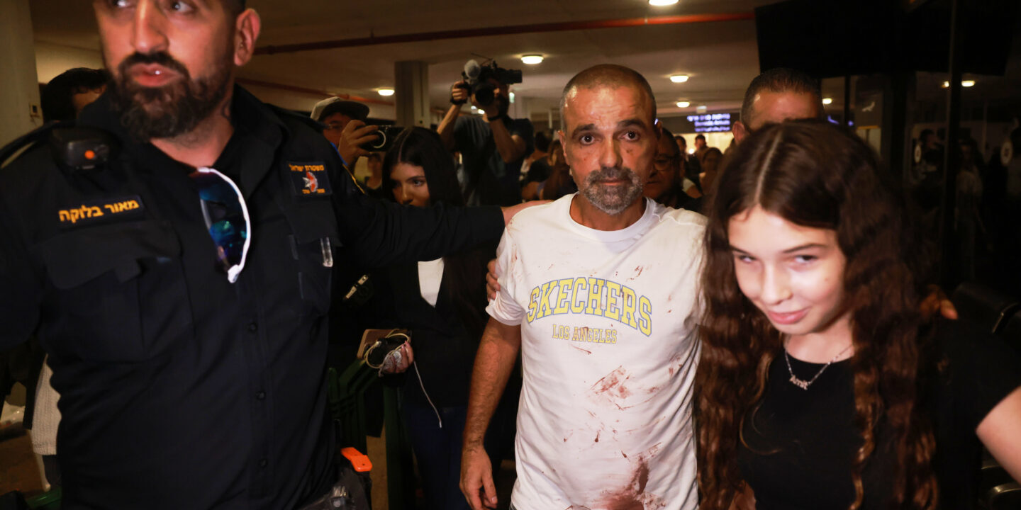Flydubai Passengers Foil Mid-Air Cockpit Attack on Tel Aviv Flight - News Directory 3