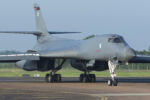 Ein strategischer Bomber der US Air Force vom Typ B-1B Lancer auf dem Stützüpunkt Fairford in England (Archivbild)