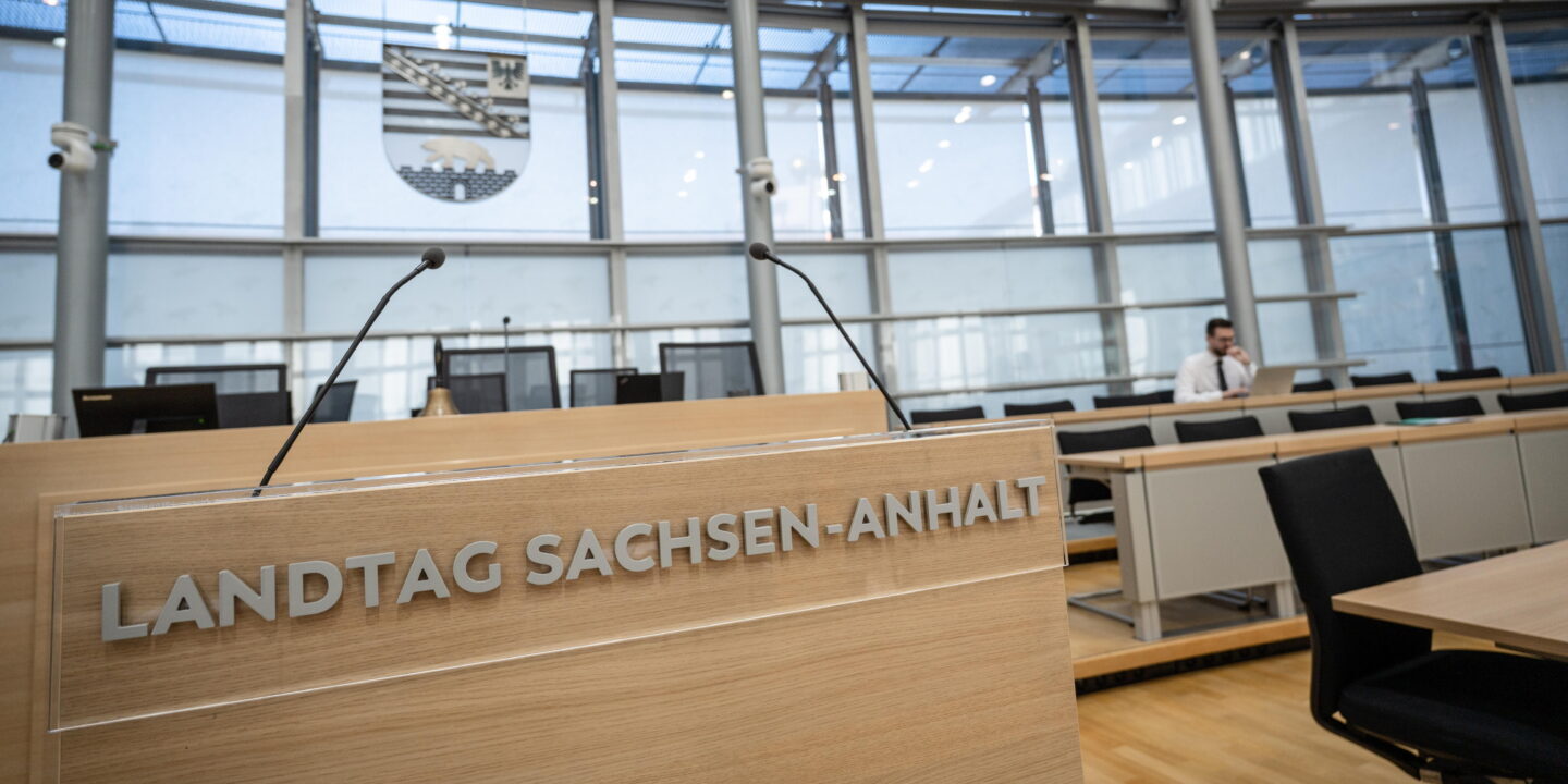 Josef Schuster Warns of Threats to Jewish Life Under AfD and Left Party